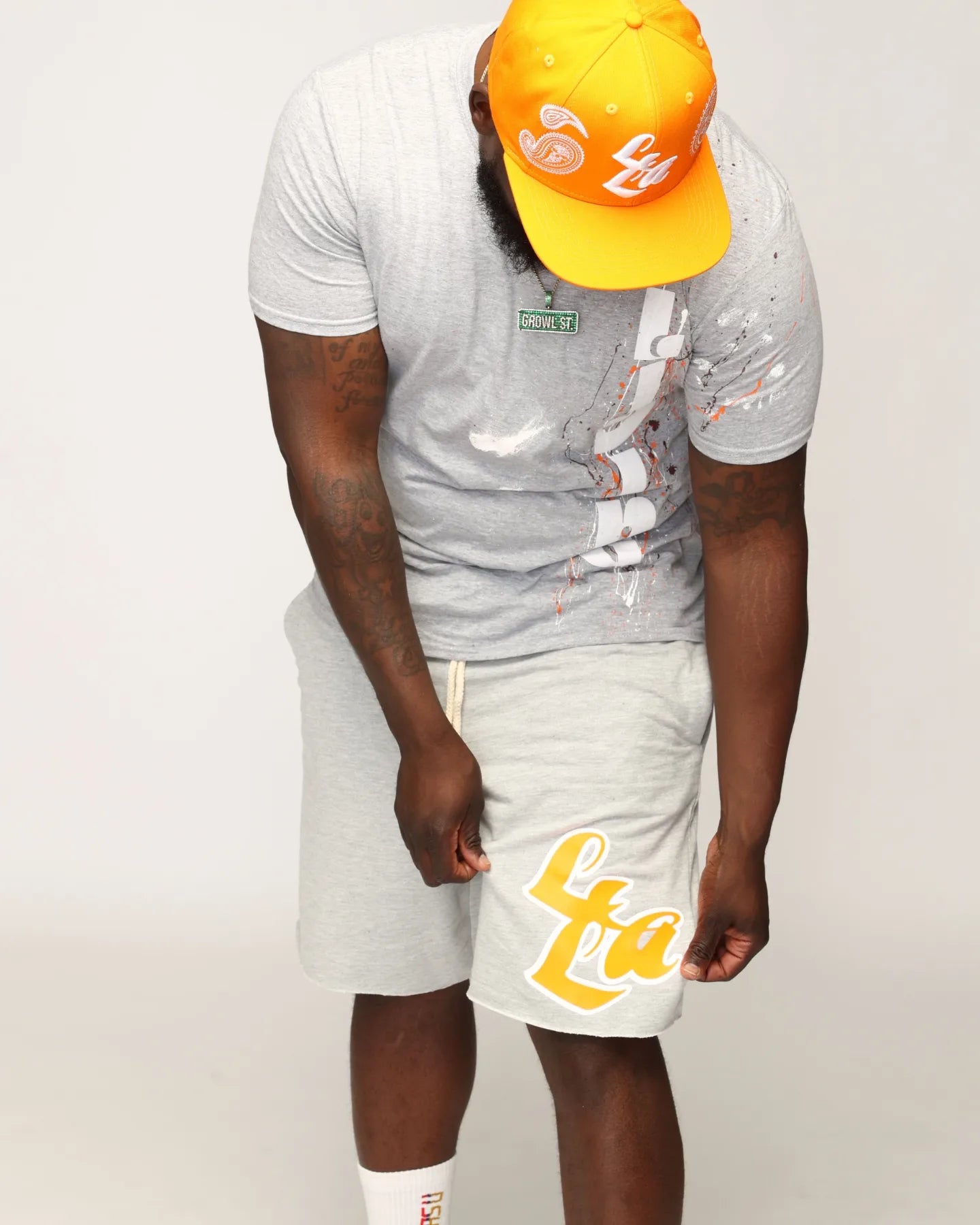 Signature Logo V2 Sweat Shorts in Gray